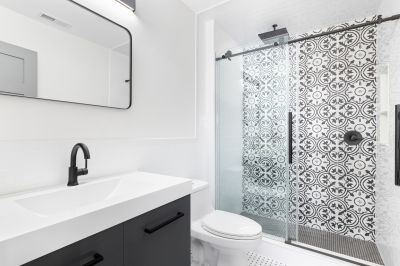 Design Ideas for Small Showers